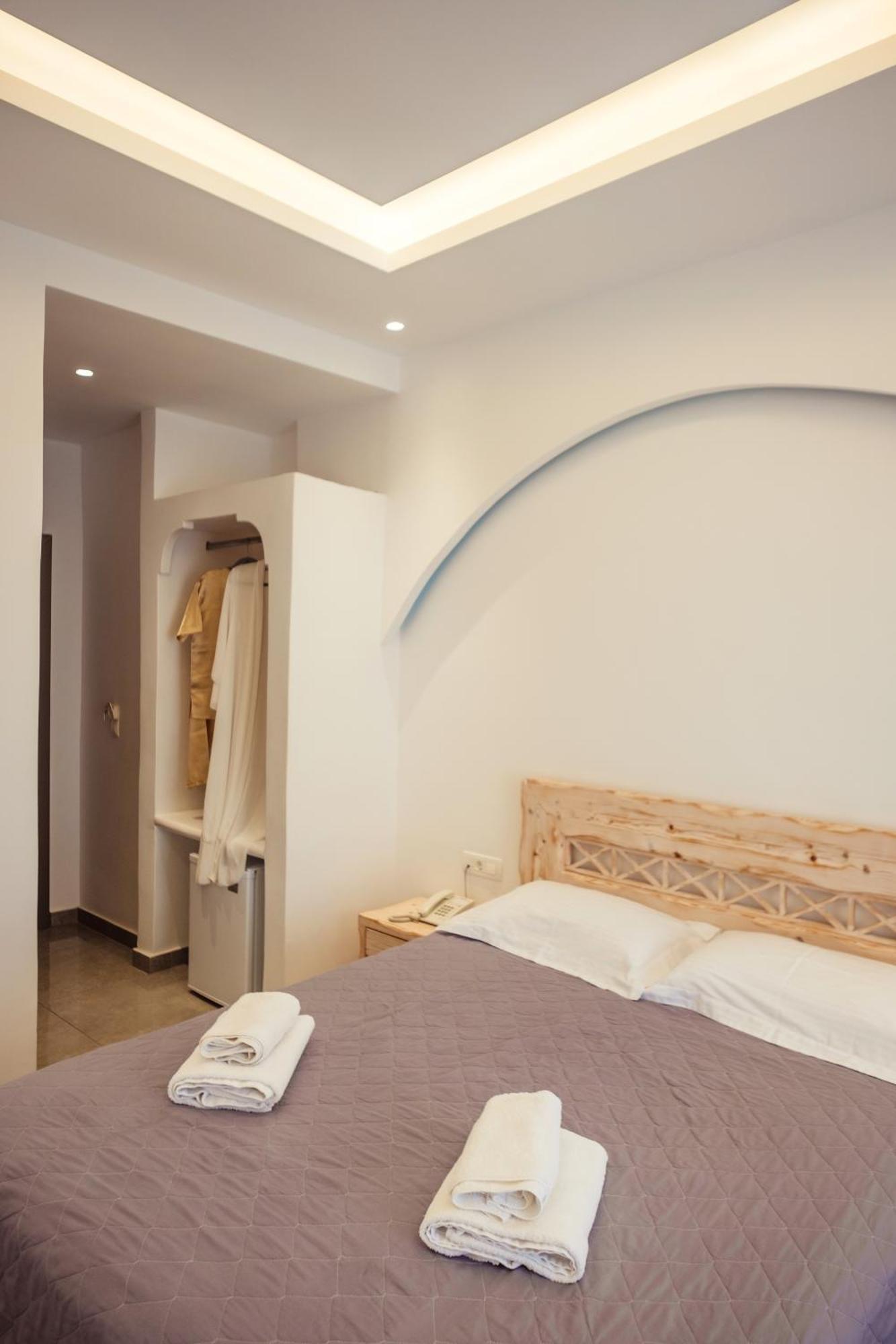 Cyclades Hotel Karterados  Exterior photo